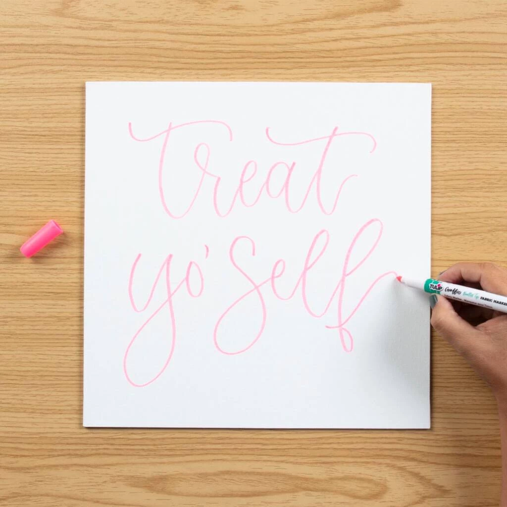 Brand new 😉 Tulip® Graffiti Bullet Tip Fabric Marker® 😍 4 Brand new 😉 Tulip® Graffiti Bullet Tip Fabric Marker® 😍 - Image 2